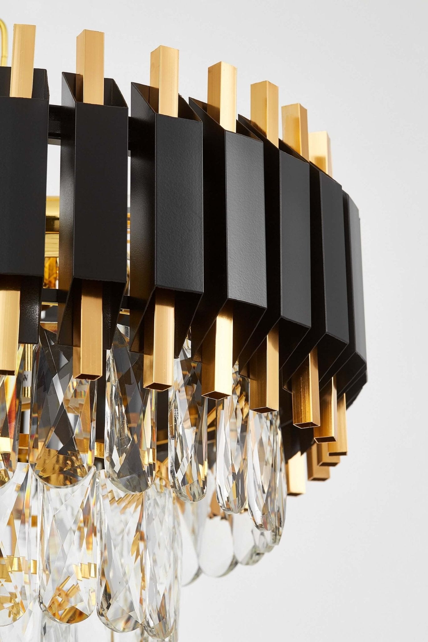 CLASSIC BLACK AND GOLD RIVO D40 CRYSTAL CHANDELIER - LuminaLux
