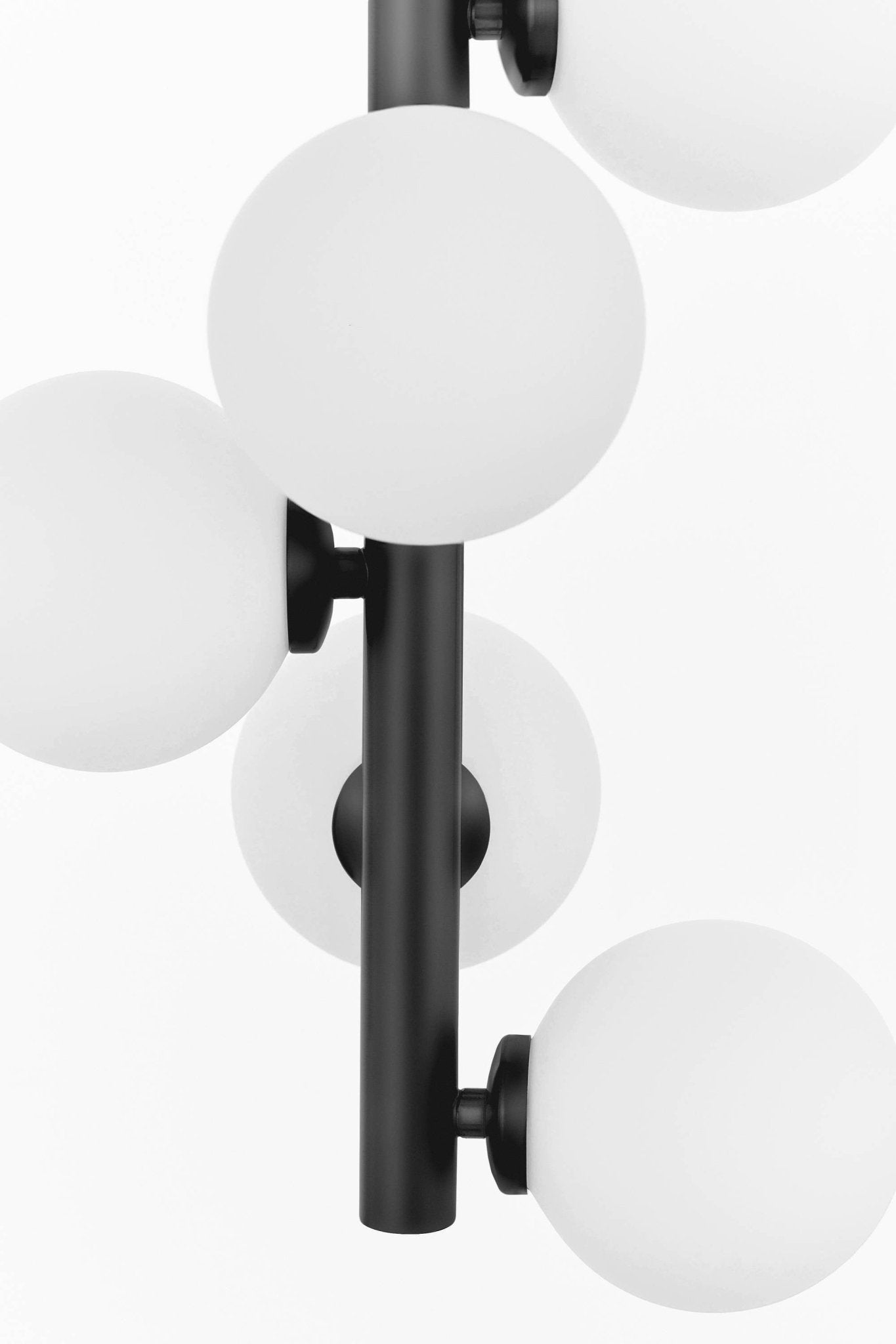 MODERN CEILING LAMP BLACK PETRICA W7 - LuminaLux