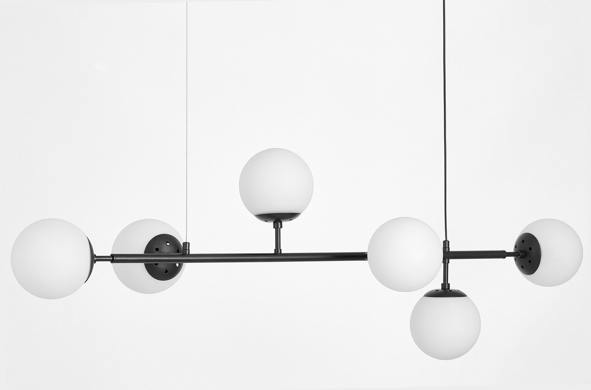 MODERN BLACK AND WHITE CEREDO W6 PENDANT LAMP - LuminaLux