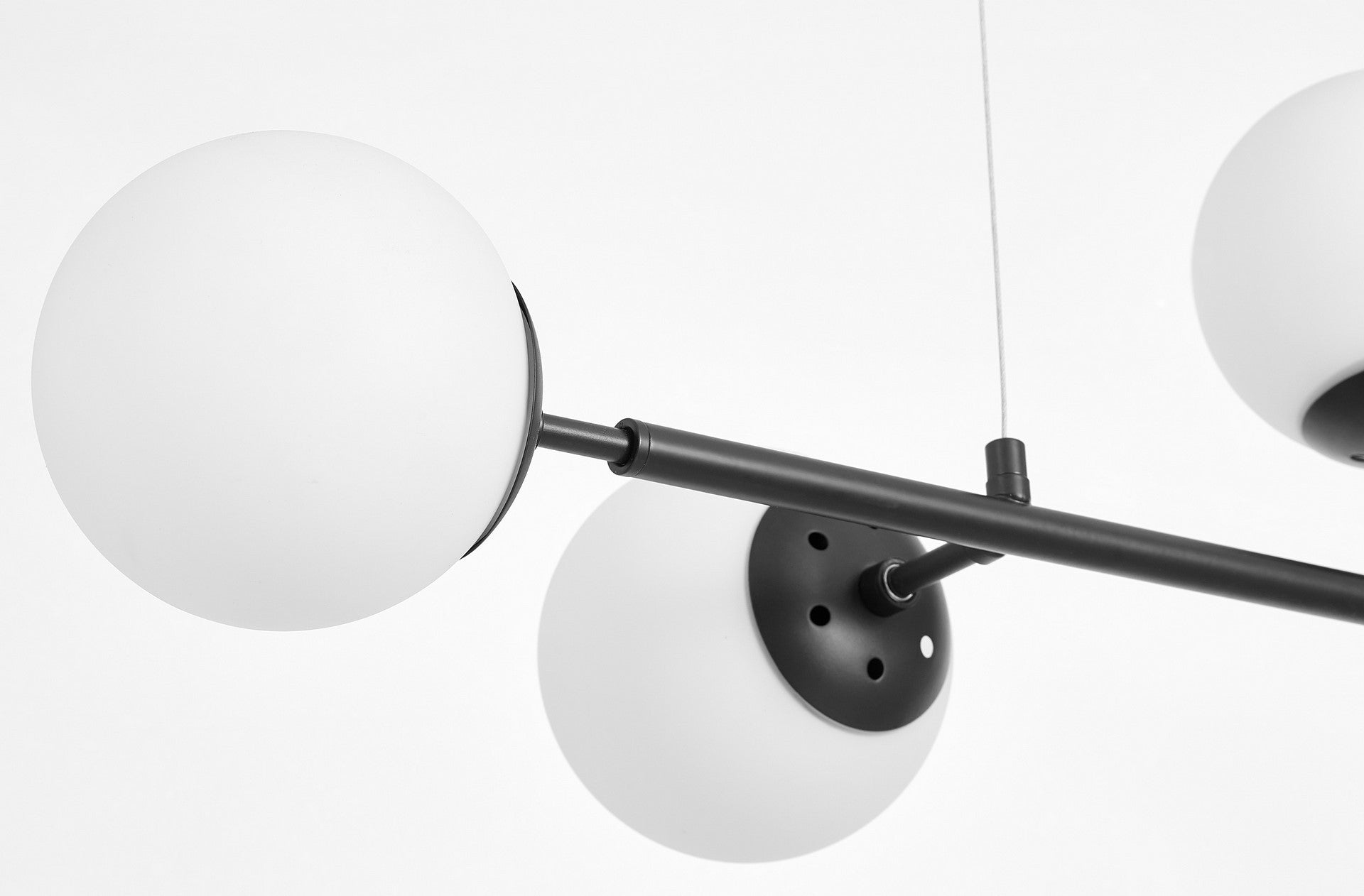MODERN BLACK AND WHITE CEREDO W6 PENDANT LAMP - LuminaLux