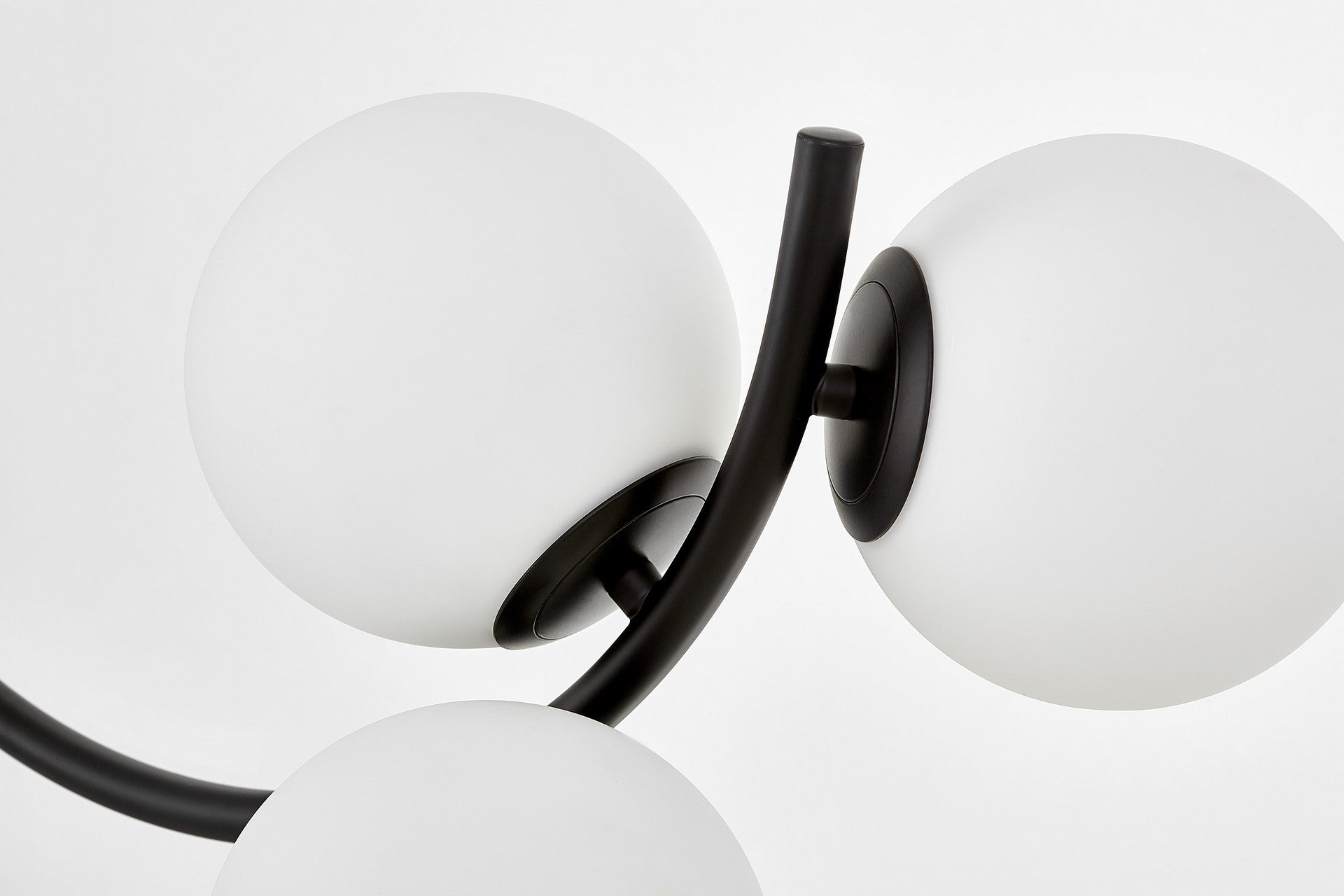 MODERN PENDANT LAMP BLACK BONIO W6 - LuminaLux