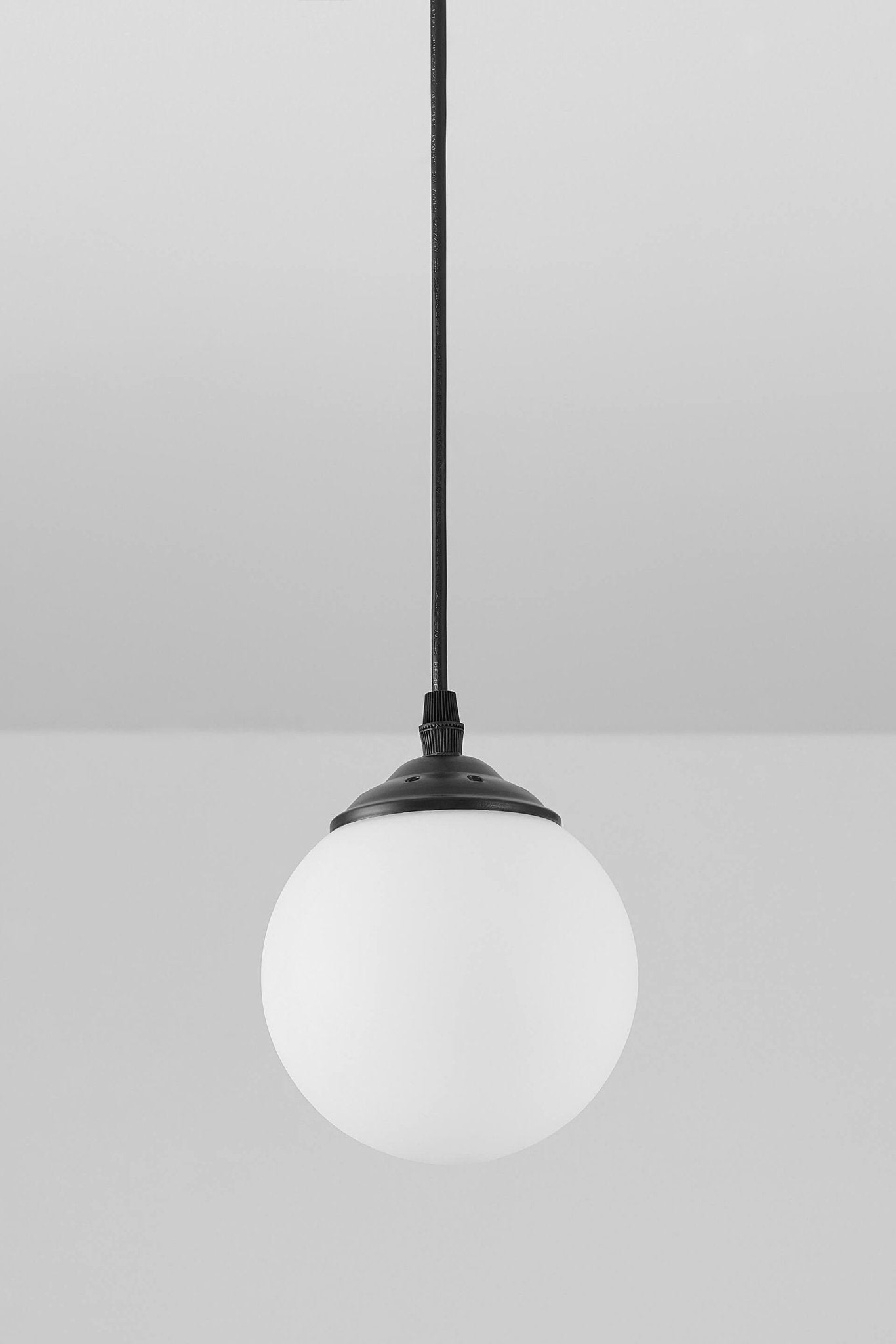 MODERN PENDANT LAMP BLACK FINO W1 - LuminaLux