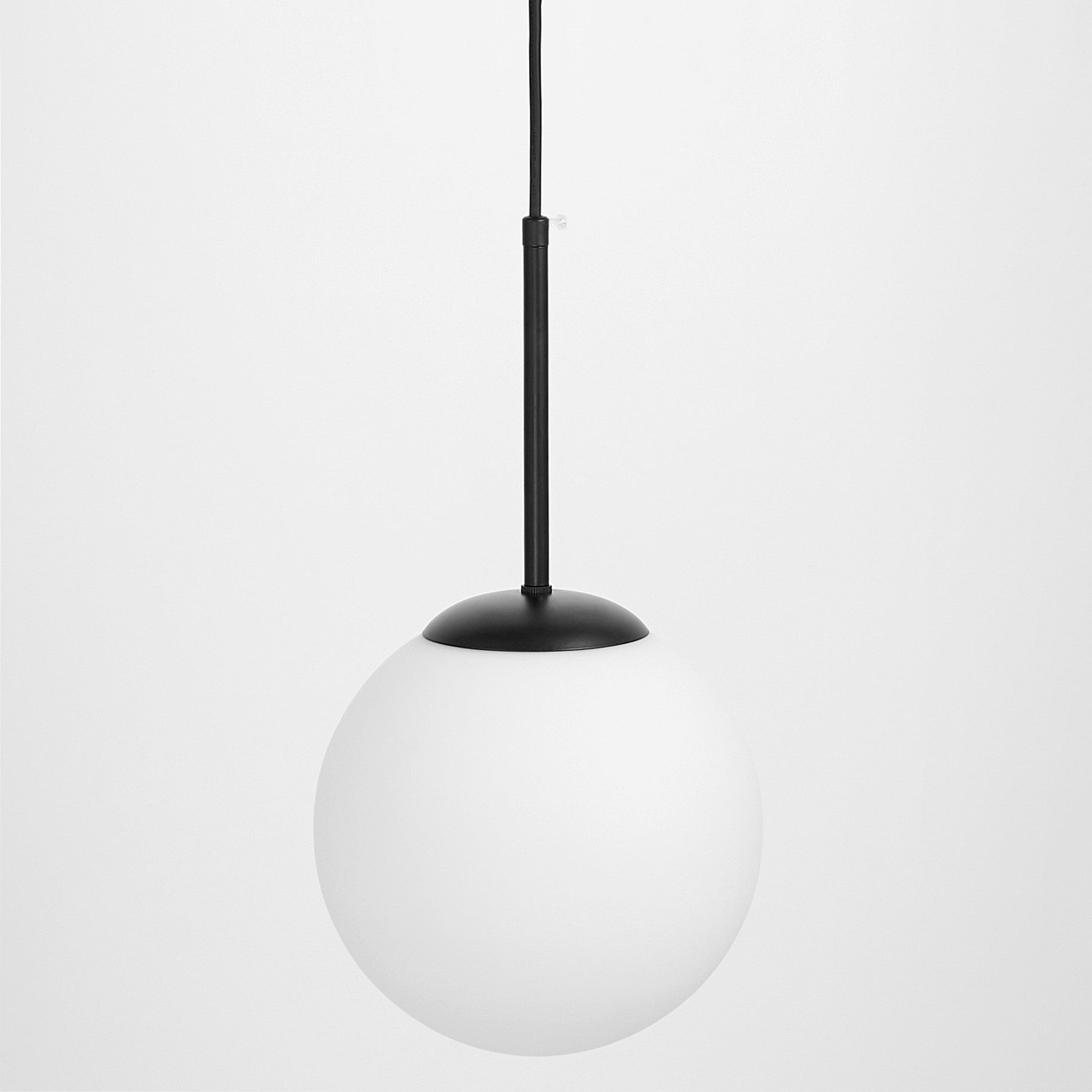 MODERN PENDANT LAMP BLACK FREDICA D20 - LuminaLux
