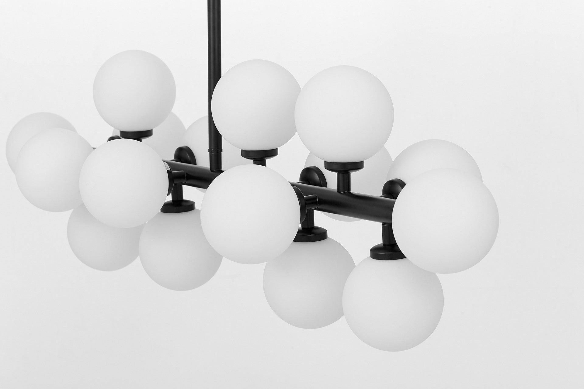 MODERN PENDANT LAMP BLACK PETRICA W16 - LuminaLux